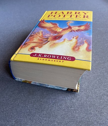 Harry Potter and the Order of the Phoenix UK 2003 Paperback First Printing - Picture 3 of 14
