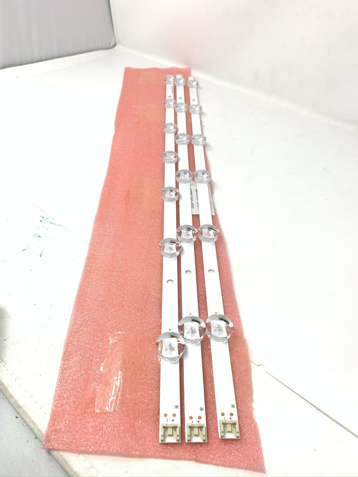 Photo 2/6