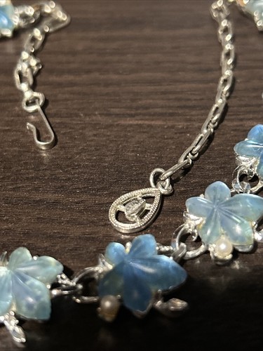 Vintage Unsigned CORO Blues Necklace Molded Leaves Pearls Choker Silver Tone - Picture 9 of 15