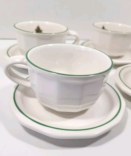 Pfaltzgraff Christmas Heritage - 4 Cups & Saucers - Picture 3 of 3