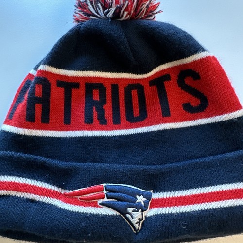 Patriots New Era NFL Pom Knit Hat On Field Sideline Beanie Hat 1124 New England - Picture 2 of 10