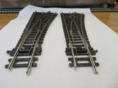 HORNBY R8073 00 Gauge 168mm right Hand turn nickel silver Points X 2 - Picture 2 of 3