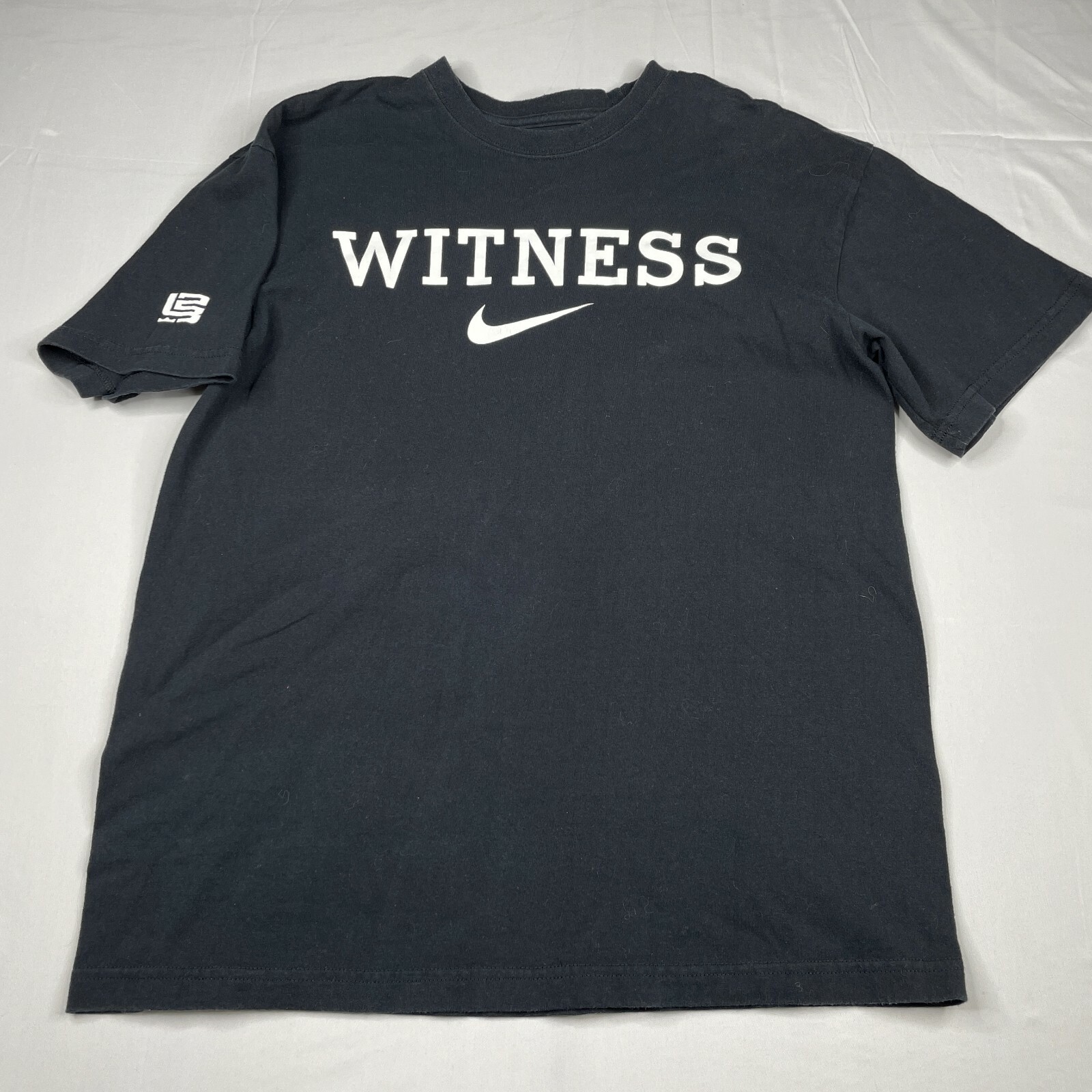 nike lebron witness t shirt