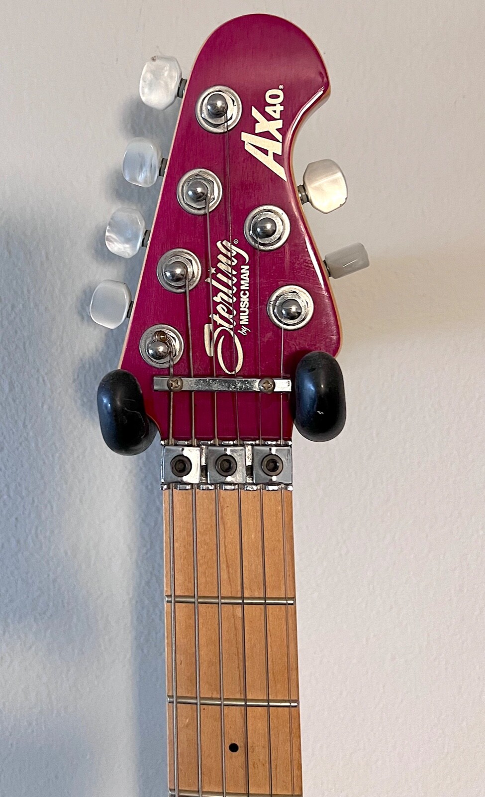 Very Cool Sterling by Musicman Axis AX40 AX40 Guitar In Gig bag Music