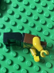 Lego Pirate Vest and Anchor Tattoo 6240 Tricorne Hat Pirates II Minifigure