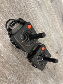 Atari 2600 Model CX-2600 A &mdash; Tested & Working