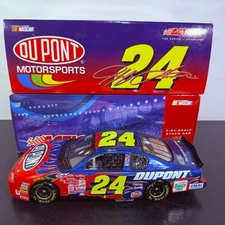 Jeff Gordon #24 DuPont 2001 Monte Carlo 1:24 diecast action racing collectables