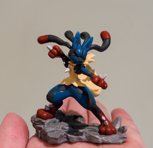Pokemon TCG - Mega Lucario ex Figure Collection Exclusive - Figure Only - Picture 1 of 2