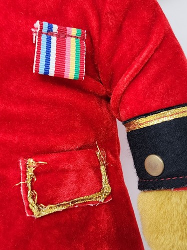 Pair of Merrythought Ironbridge Shrops Royal Guard Plush Bears England Uniform - Imagen 10 de 12