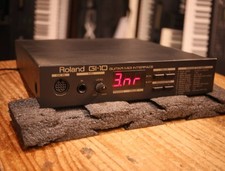 Roland GI-10 Guitar Synthesizer Bass Midi Interface Used free shipping