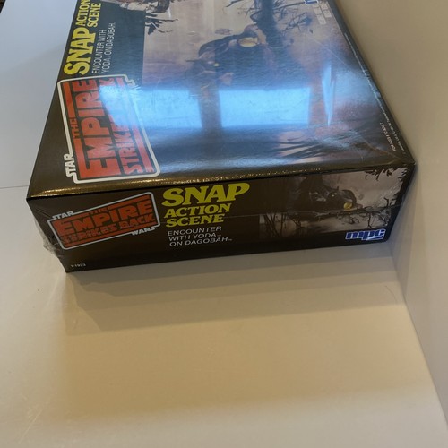 vtg Star Wars Empire Strikes Back SNAP ACTION SCENE Yoda On Dagobah MPC Model - Picture 5 of 10