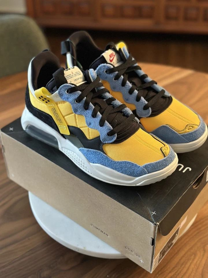 Jordan Ma2 University 金色 尺码 11(罕见)全新 — 第 3/4 张图片