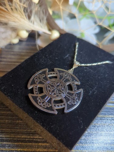 Sterling 925 Ireland Celtic Knot Protective Shield Lasered Hand Enameled Custom - Picture 3 of 10