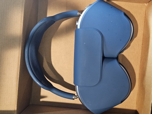 AirPods Max Lightning Blau mit Smart Case - Guter Zustand  - Bild 2 von 24