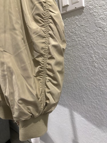 New XL Noisy May Khaki Bomber Jacket With Side Pockets and Front Zipper Closure - Picture 4 of 8
