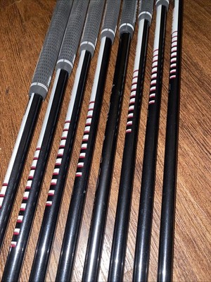 Mens Right-Handed Titleist AP2 712 4-P,W Iron Set - Graphite
