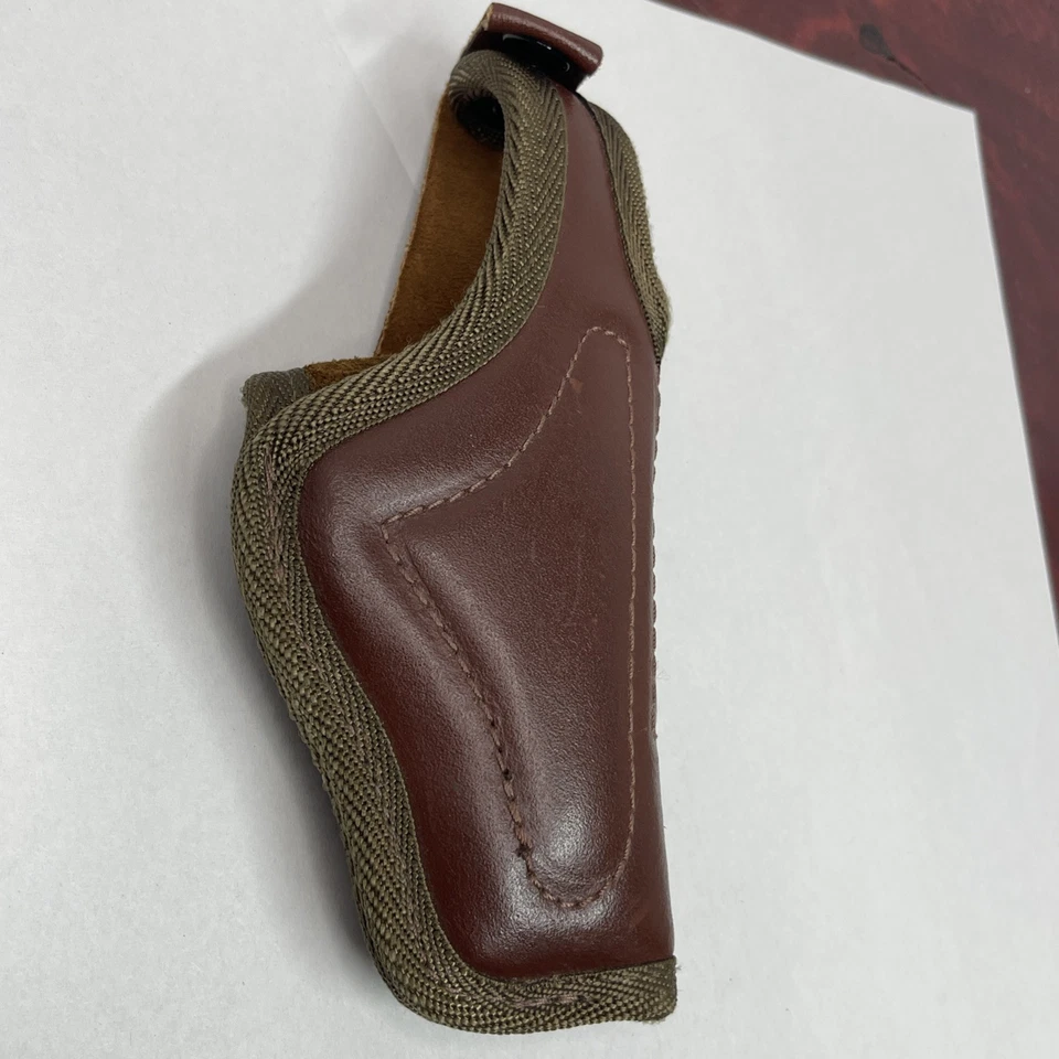GOULD & GOODRICH BROWN HOLSTER - SIZE 86 RH 2 1/2" SMITH & WESSON 10 REVOLVERS - Image 4 of 4