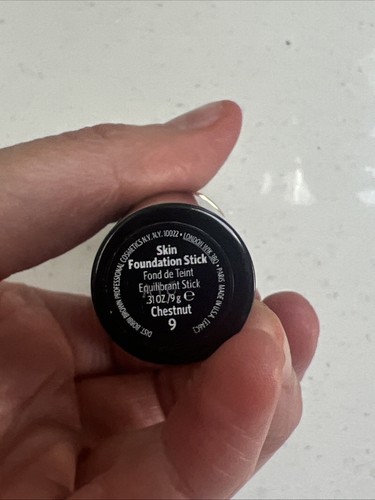 Bobbi Brown Skin Foundation Stick Foundation Warm Chestnut #9 New 9g Rrp £39 - Picture 5 of 12