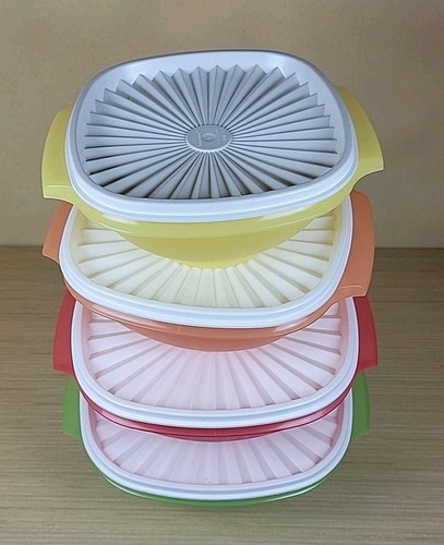 Vintage Tupperware Servalier Bowl SET Green,Red,Orange,Yellow. NOS. NEVER USED - Picture 2 of 18