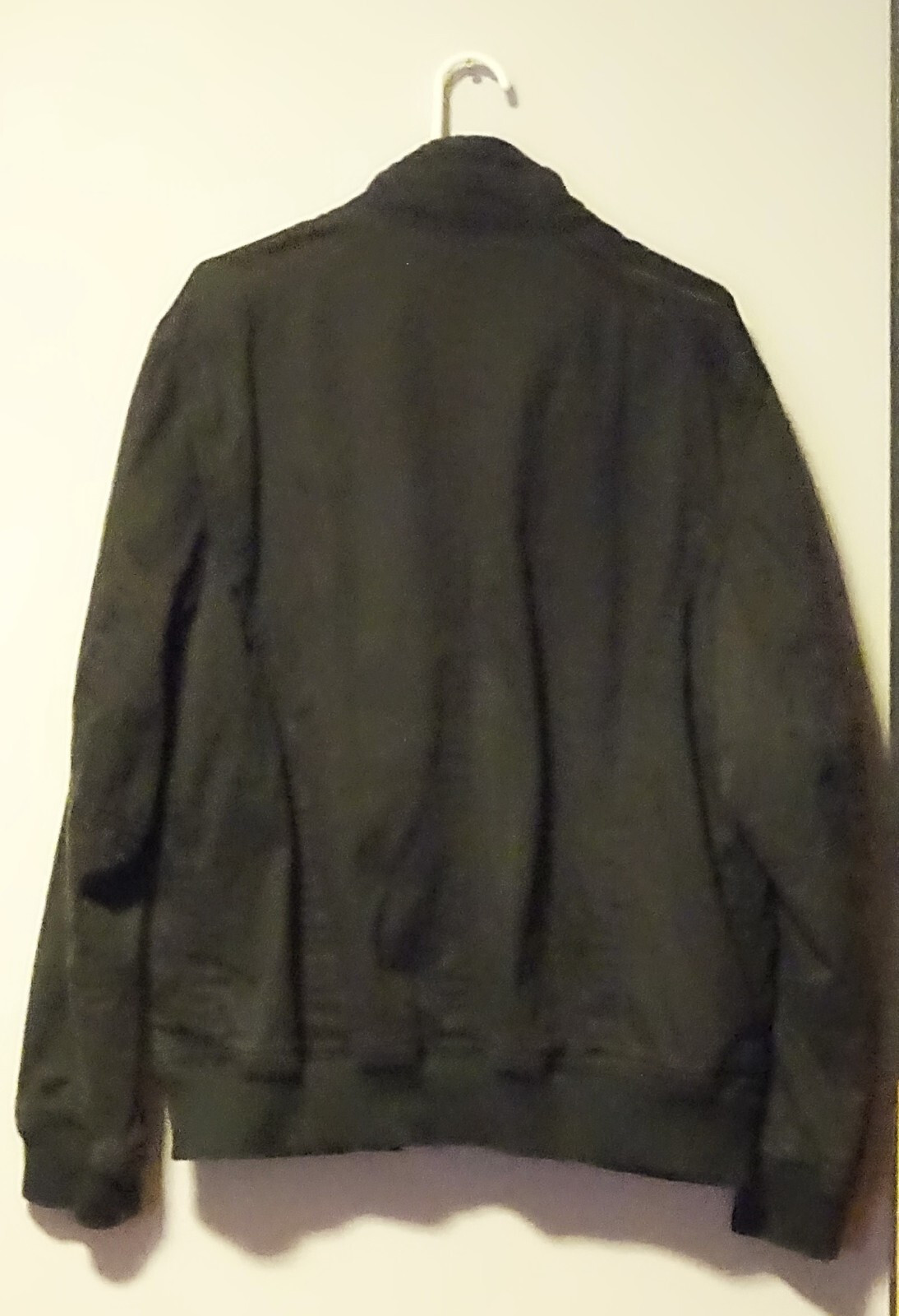 Picture 2 of 3