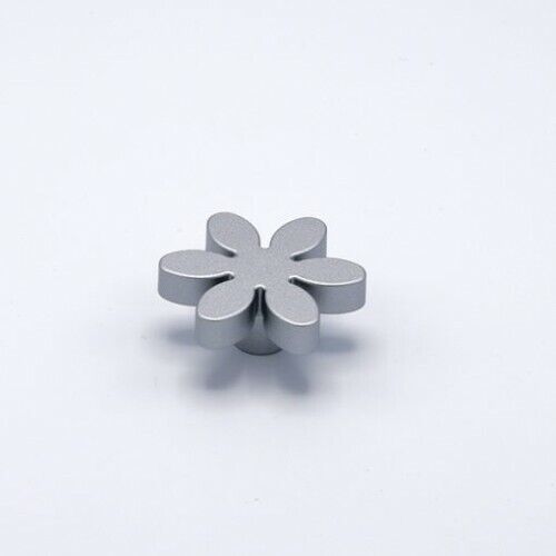 POMELLO FIORE PER CAMERETTE BIMBI COLORE ALLUMINIO Ø 56 mm P.24 MADE IN ITALY - Foto 1 di 1