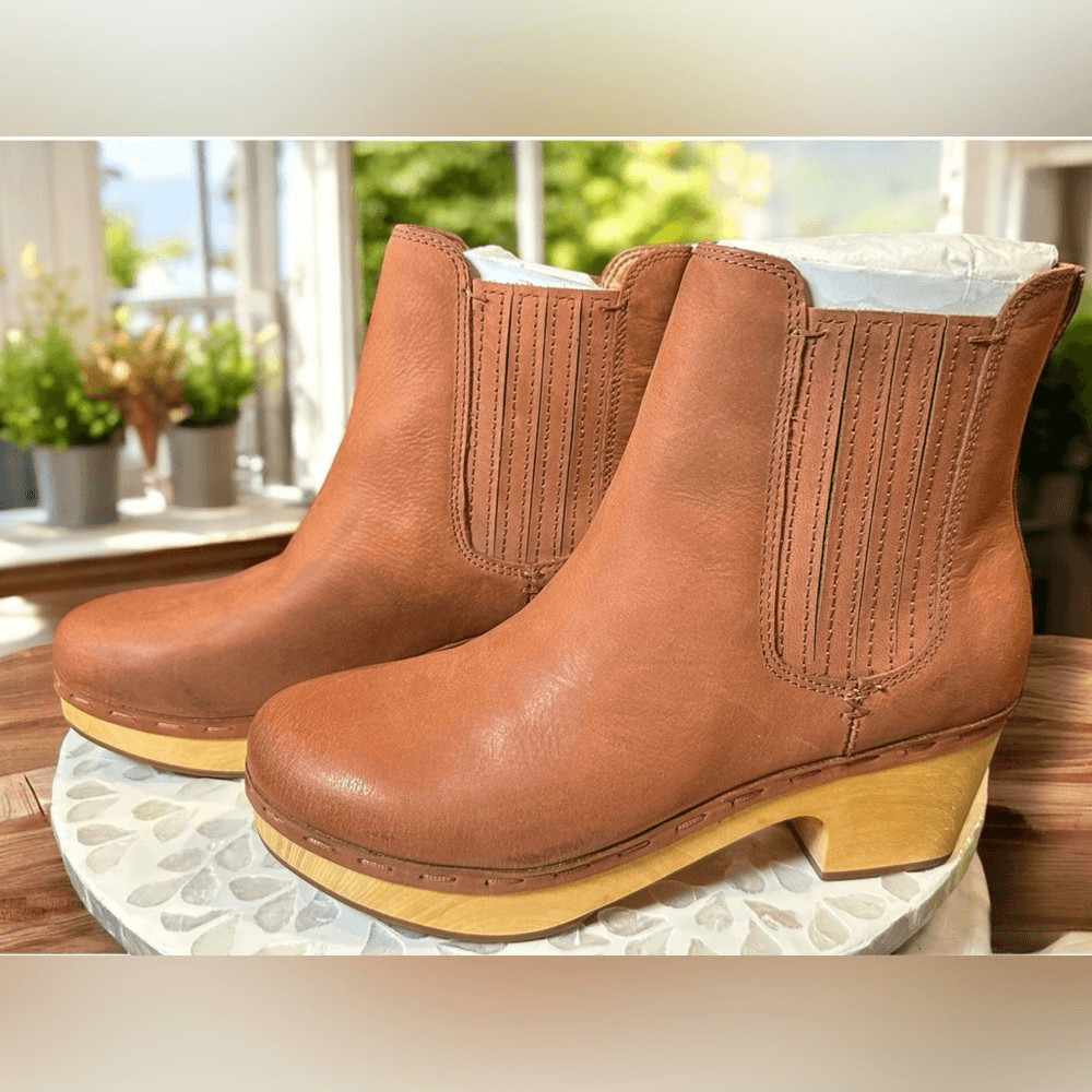 Frye Odessa Chelsea Clog Boots Womens Size 8.5 Rust