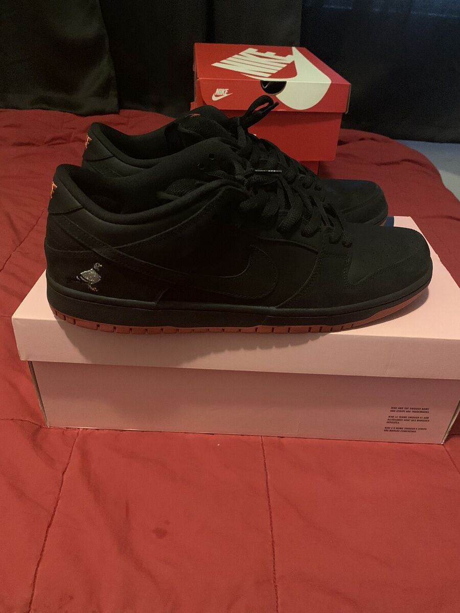 Nike Dunk Low Pro SB Black Pigeon Size 13 Pink Box Panda Travis