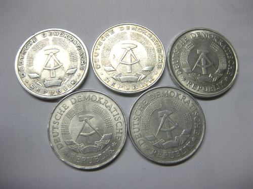 DDR, 5 x 1 Mark, 1956, 1962, 1972, 1975 + 1982, dabei zwei seltene! - Bild 2 von 2