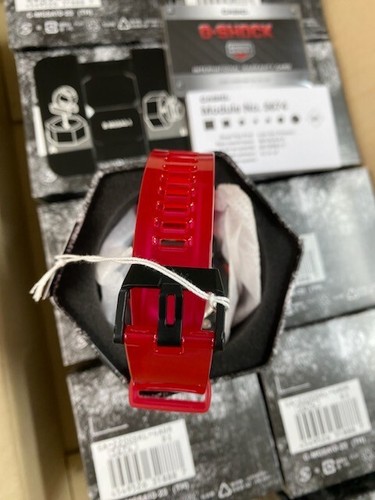 Casio G-Shock Analog-Digital Shock Resistant Transparent Red Watch GA2200SKL-4A - Picture 5 of 7