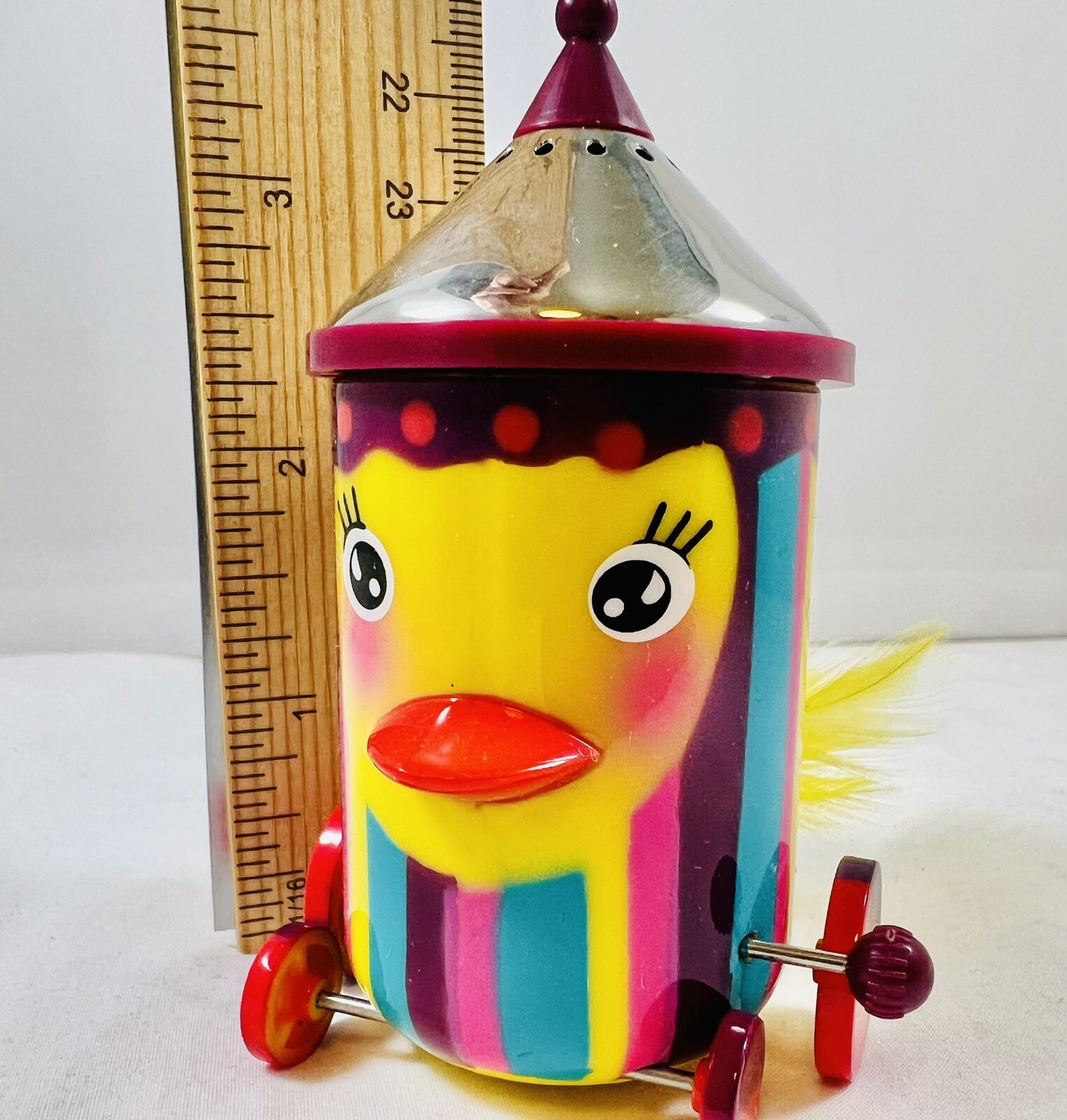 Pylones of Paris CASPYW Rolling Bird Pepper Pot Yellow Stripes Canary