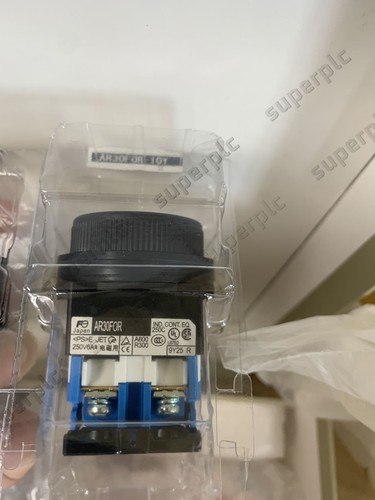 1pc    FUJI  AR30FOR-10Y  AR30F0R-10Y  Push button switch  free shipping &R1 - Picture 1 of 2