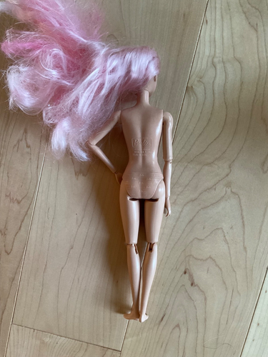 Pink, blonde hair Barbie hybrid, articulated body, purple/red dress - Picture 8 of 9