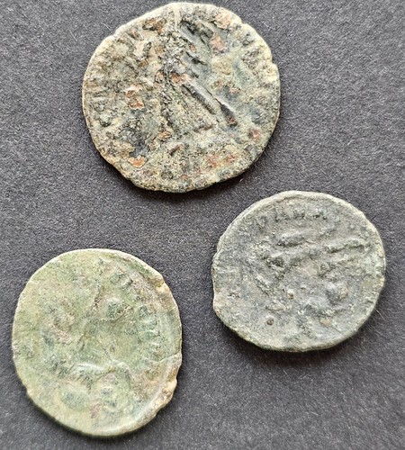 Roman bronze coins. Lot of 3 coins - Picture 4 of 6
