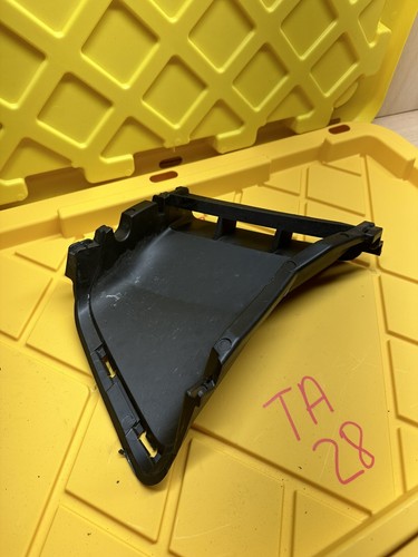 2022-2023 VOLKSWAGEN TAOS FRONT BUMPER RIGHT SIDE AIR GUIDE DUCT COVER OEM
