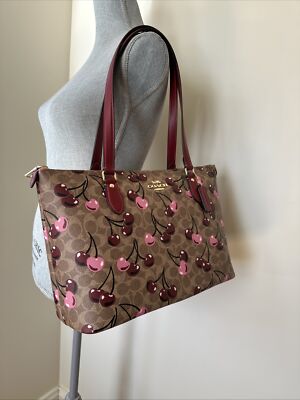 【COACH】Gallery トートバックチェリー 在庫確認願います CAA71 s-l400.jpg