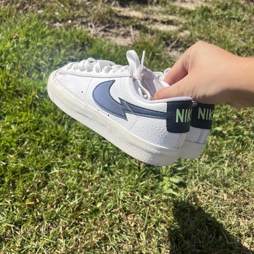 Nike Blazer Low ‘77 GS White Lime Sneakers Shoes GS Size 5 Y Women Size 6.5 - Picture 4 of 16