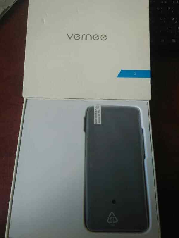 Foto 3 di 3