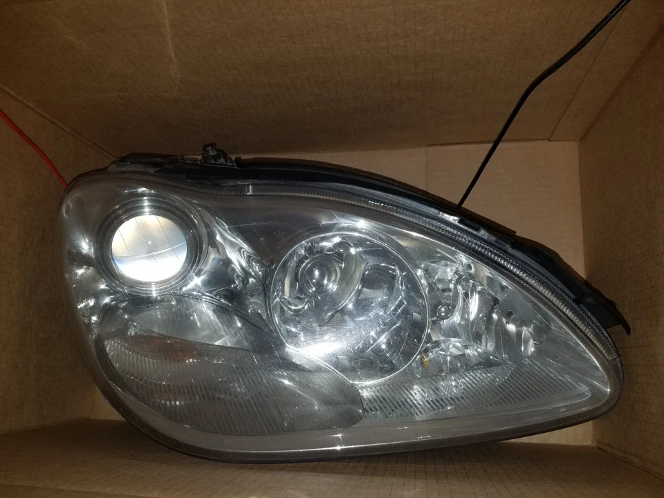 2003 - 2006 MERCEDES S65 S430 S500 S600 S55 PASSENGER HID XENON HEADLIGHT LAMP - Image 3 of 4