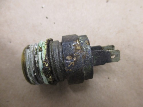 Polaris Explorer 400 1997 (0898) radiator sensor - Picture 2 of 5