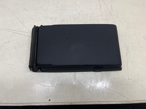 MERCEDES C220 W204 ARMLEHNE HINTEN / GETRÄNKEHALTER SCHWARZ LEDER 2013 - Bild 8 von 10