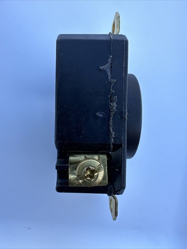 10-pk NEMA L6-30R Female Twist Lock 30A 250V 3 Wire Locking Receptacle - Picture 7 of 9