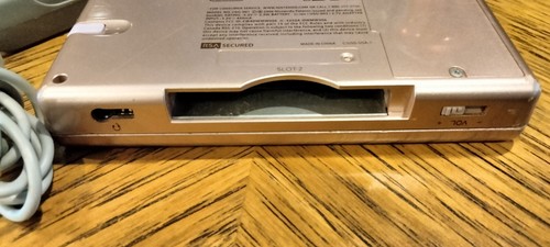 Nintendo DS Lite Handheld System - Metallic Rose. With Stylus and charger - Picture 7 of 8