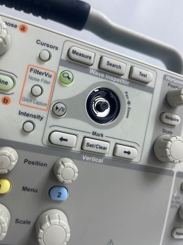 Tektronix DPO2012 100 MHz, 2-Ch, 1 GS/s Digital Phosphor Oscilloscope - Picture 4 of 9