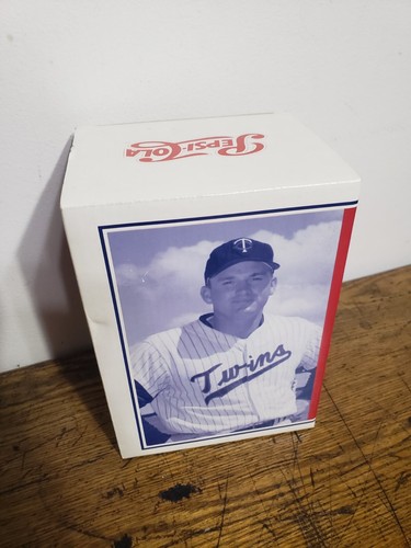 Minnesota Twins MLB Harmon Killebrew SGA Bronze Statue Figurine - Picture 10 of 10