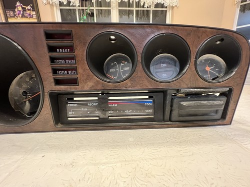 1976-1977 Toyota Celica RA24/29 Dash Bezel Complete With Ash Tray, Gauges, Vents - Picture 4 of 11