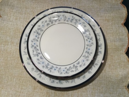 Lenox Windsong~ SET of 2 Salad Plates & 2 Bread & Butter Plates~ Excellent - Picture 3 of 8
