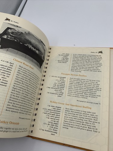 Honey Cookbook Nature’s Golden Treasure Bees Christmas Thanksgiving Meals - Foto 5 di 12