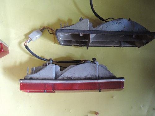 ALFA ROMEO 2000 BERLINA Used PAIR TAILLIGHT HOUSINGS Repair DeTomaso PANTERA - Picture 18 of 24