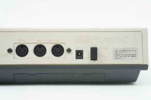 Máquina de batería Roland TR-707 RHYTHM COMPOSER de colección con fuente de alimentación de 100-240 V - Imagen 9 de 13