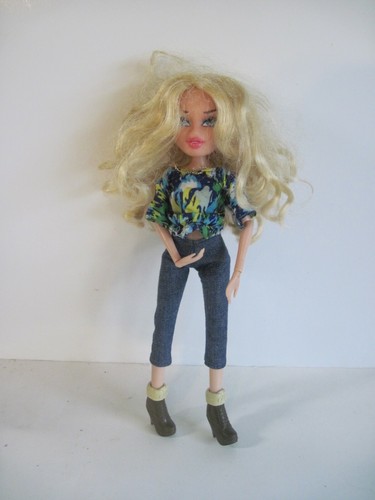 MGA Bratz Spinmaster TM Na Na Na Surprise Fashion Yulu More Dolls You Choose - Picture 16 of 70